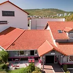 Hotel Le Kennedy, Clermont-Ferrand, The Originals Relais