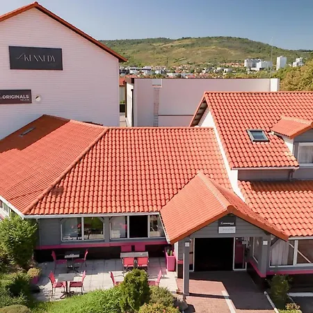 Le Kennedy, Clermont-ferrand, The Originals Relais Hotel 3*