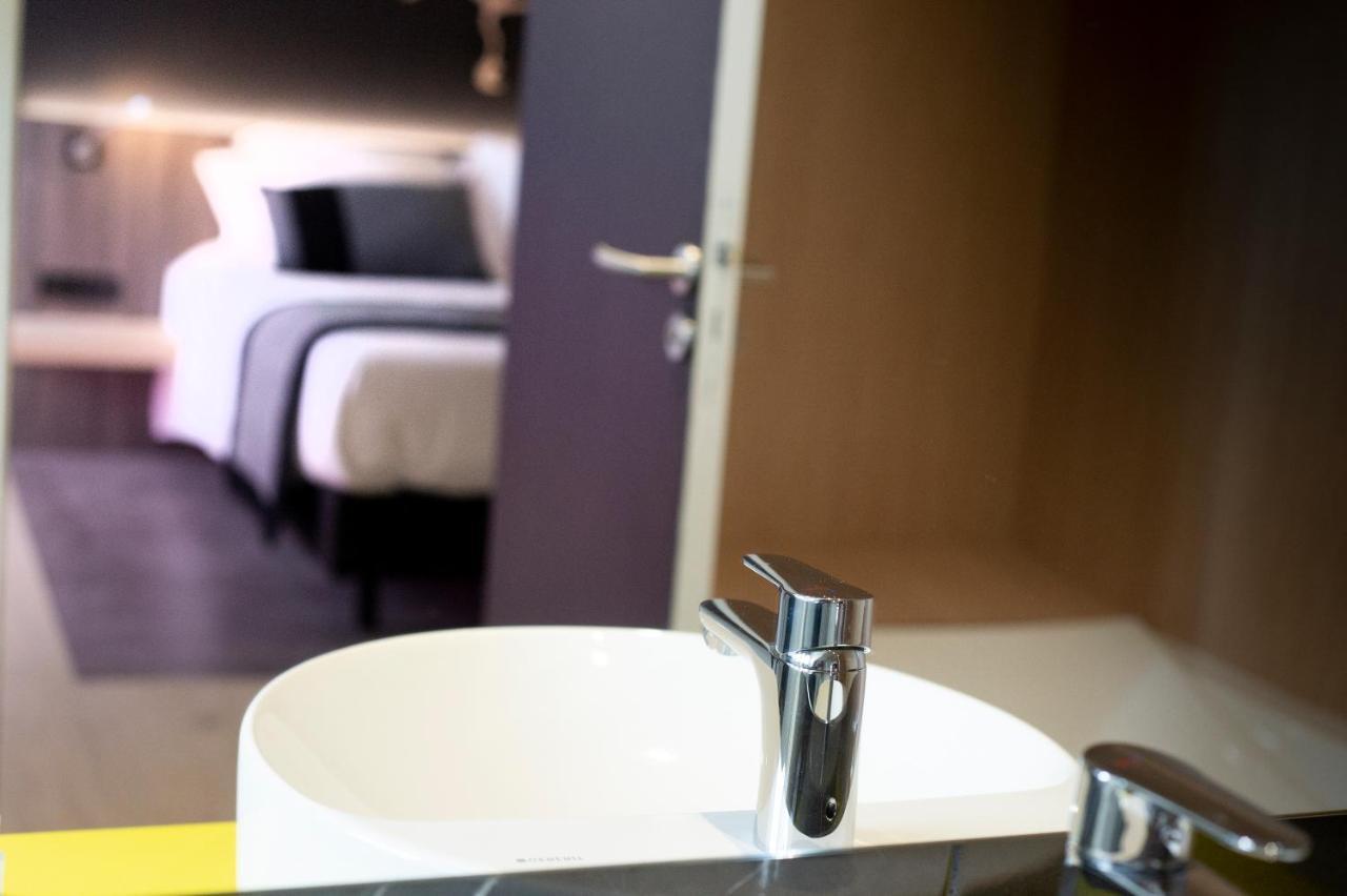 Quality Kennedy Hotel 3*