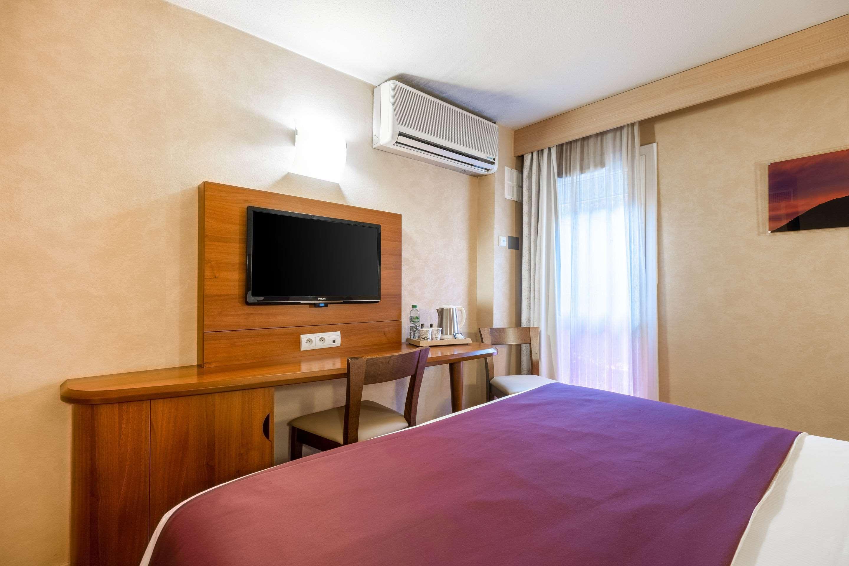Hotel Quality Kennedy 3*
