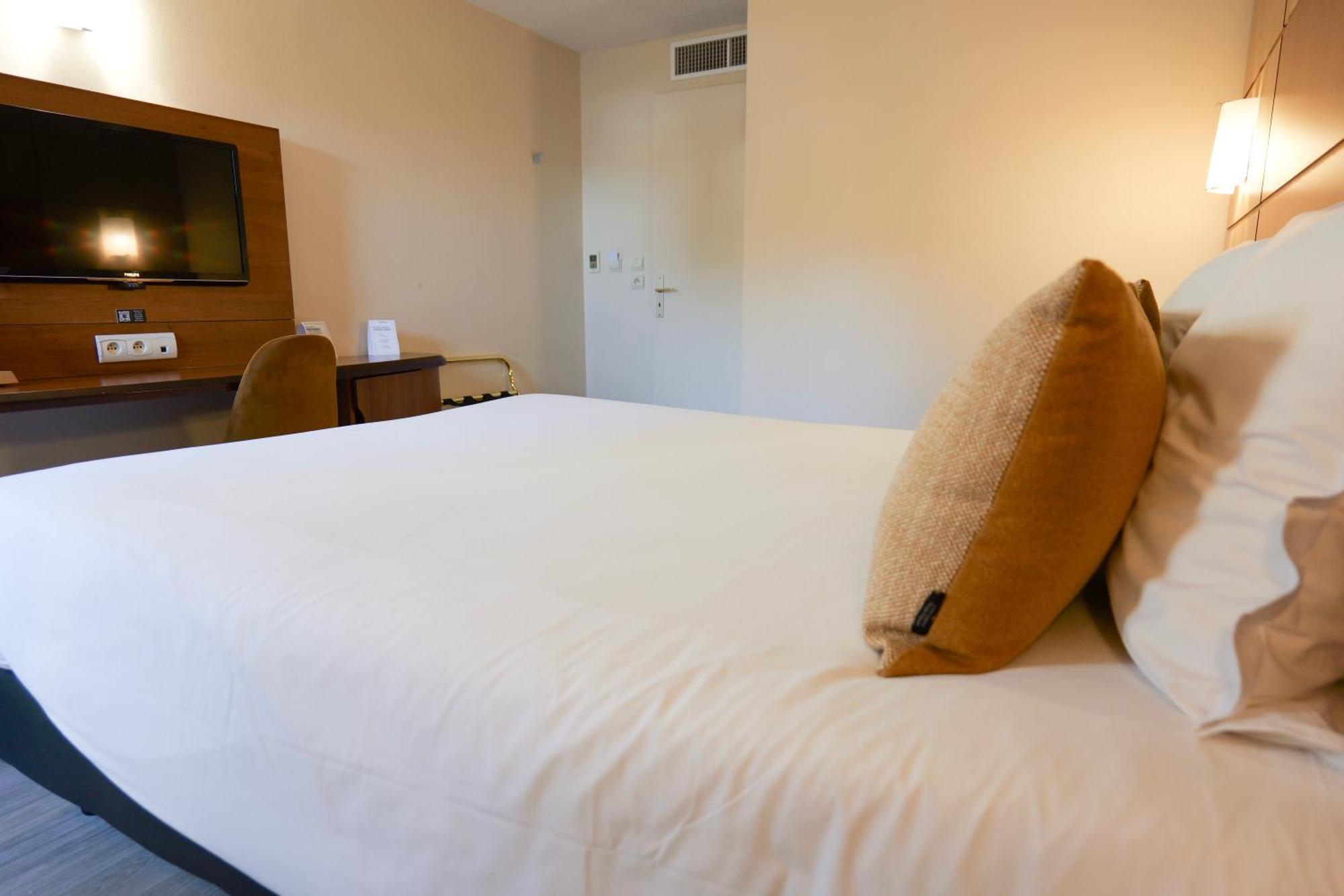 Le Kennedy, Clermont-ferrand, The Originals Relais 3*